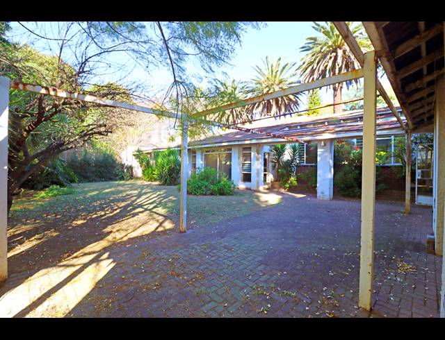 4 BEDROOM HOUSE FOR SALE IN ORCHARDS